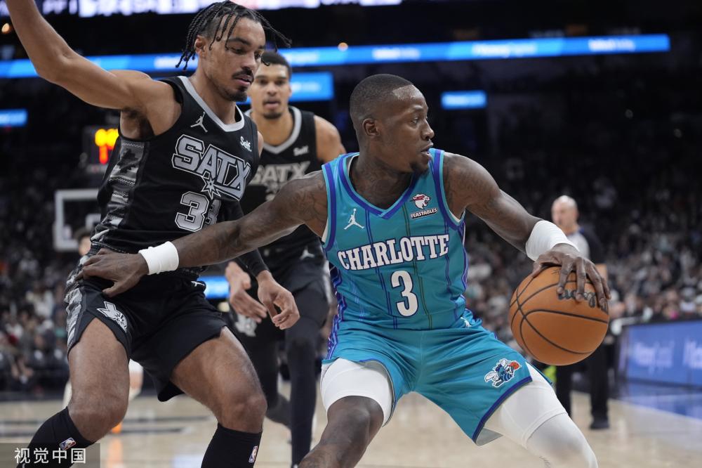 保持球队的 保持球队的