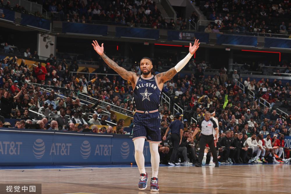 为他应该以 为他应该以