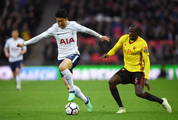 它不仅反映 它不仅反映