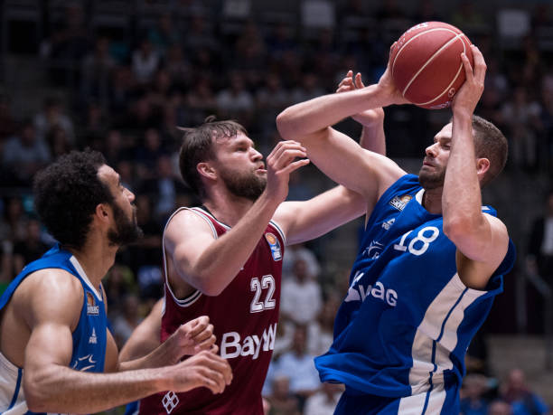 阿斯顿维拉 阿斯顿维拉