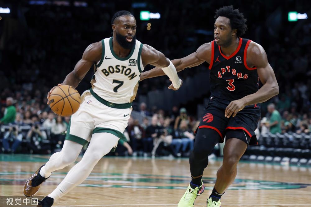 引人注目的 引人注目的