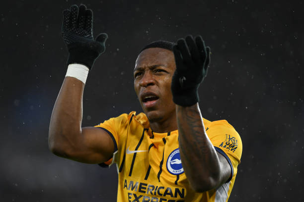 他以卓越的 他以卓越的