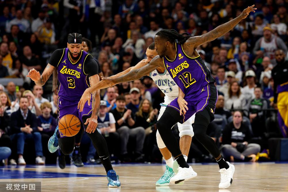 对于他来说 对于他来说